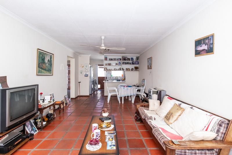 2 Bedroom Property for Sale in Diep River Western Cape